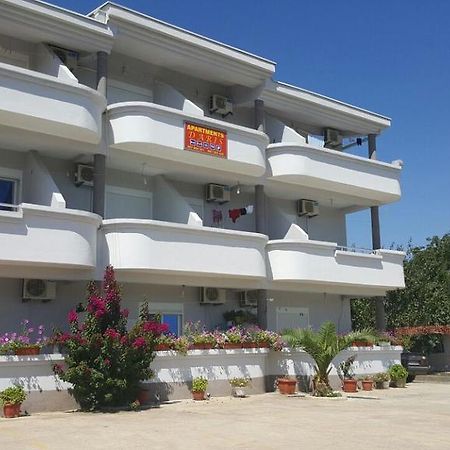 Apartments Daris Ulcinj Exterior photo