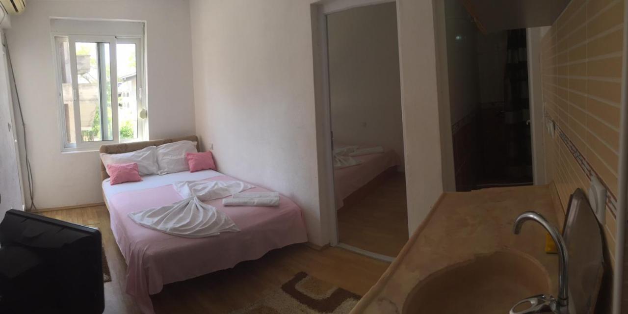 Apartments Daris Ulcinj Exterior photo